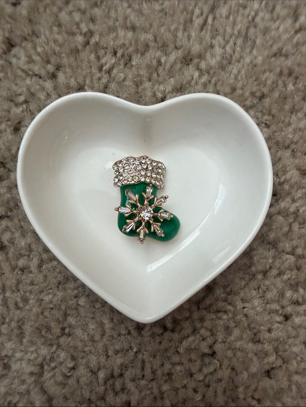 Elegant Green Crystal Snowflake Brooch - Women Jewelry
